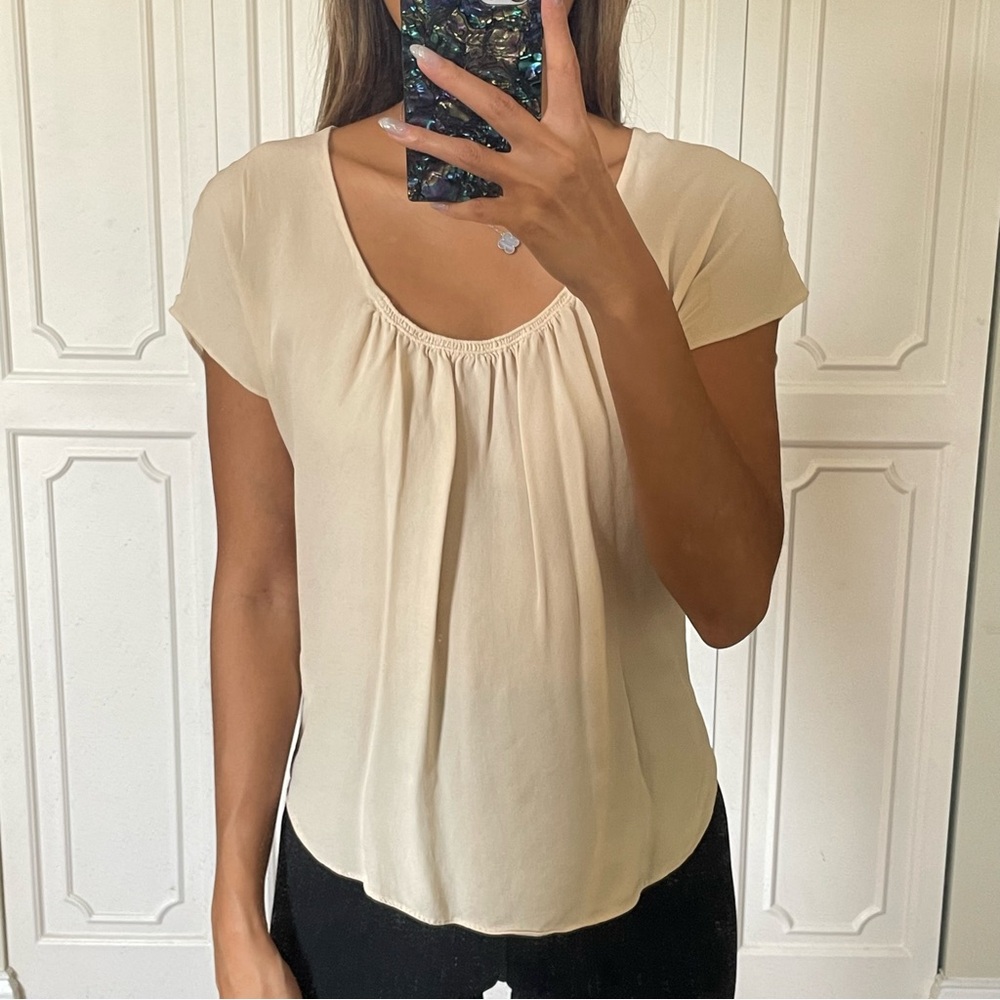 Aritzia Babaton Silk Top
